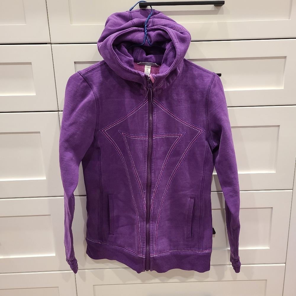Iviva by Lululemon hoode jacket